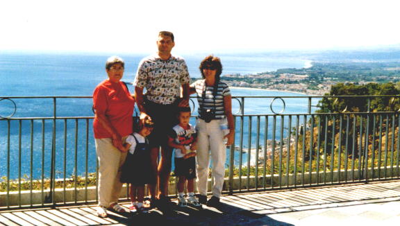 omamed.jpg (43655 bytes)